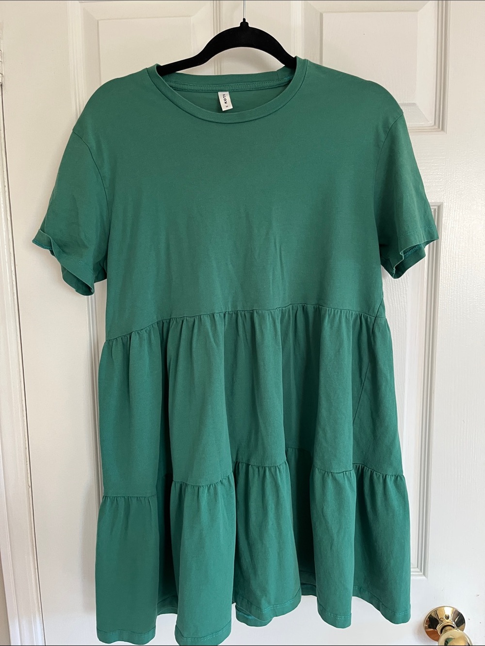 KOTN Women’s medium Green Tiered Cotton Dress
